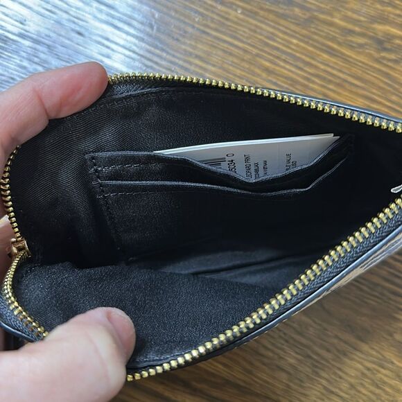 NWT Coach Leopard Print Zipper Wristlet - Picture 6 of 7